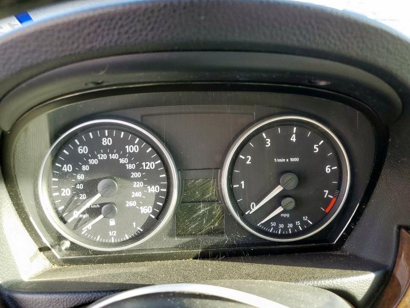Photo 9 from auction – 2006 BMW 325 I with VIN WBAVB13556KX39596