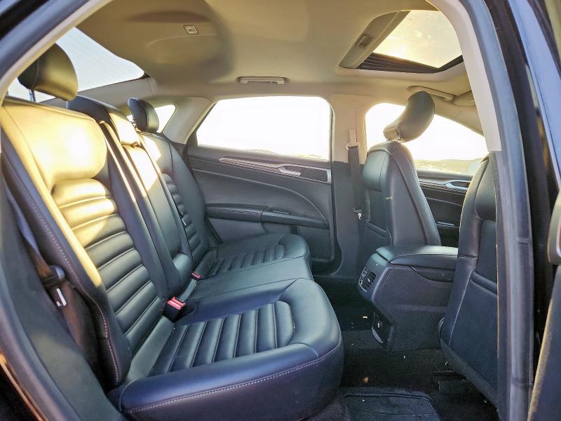 Photo 10 from auction – 2019 FORD FUSION SEL with VIN 3FA6P0CD0KR139882