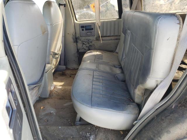 Photo 11 from auction – 1992 CHEVROLET BLAZER with VIN 1GNCS13W1N2214947
