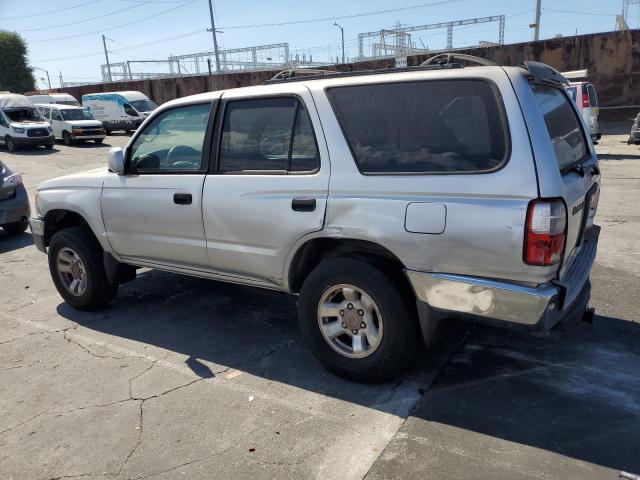 Photo 2 from auction – 2000 TOYOTA 4RUNNER with VIN JT3GM84R6Y0069172