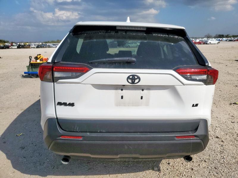 Photo 6 from auction – 2022 TOYOTA RAV4 LE with VIN 2T3H1RFV1NC181704