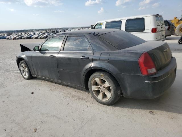 Photo 2 from auction – 2005 CHRYSLER 300 TOURING with VIN 2C3JA53G45H654305