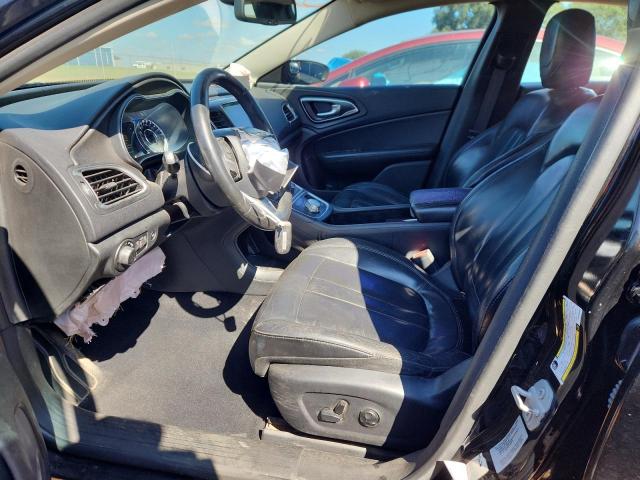 Foto 7 de la subasta – 2017 CHRYSLER 200 LIMITE con VIN 1C3CCCAB1HN505599