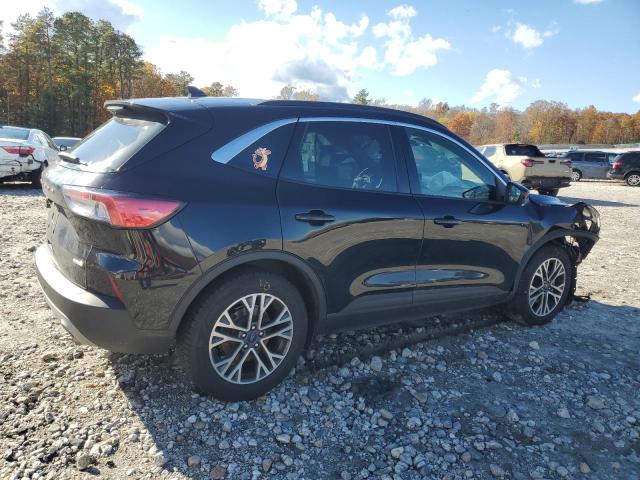 Photo 3 from auction – 2020 FORD ESCAPE SEL with VIN 1FMCU0H65LUB18404