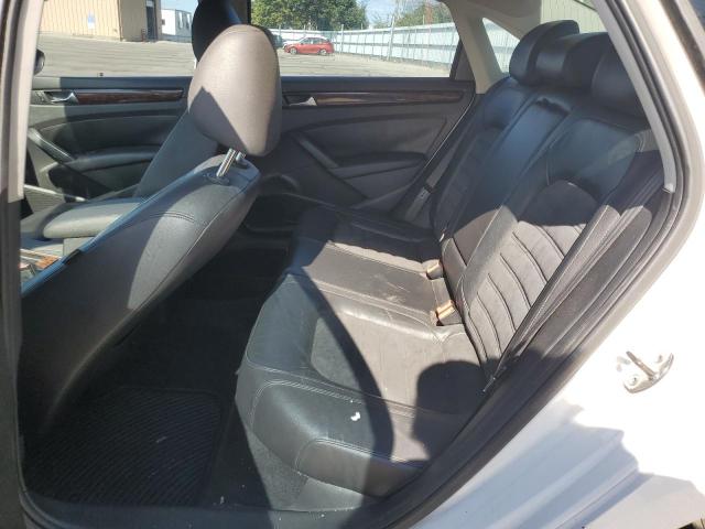 Photo 10 from auction – 2012 VOLKSWAGEN PASSAT SEL with VIN 1VWCM7A36CC011975