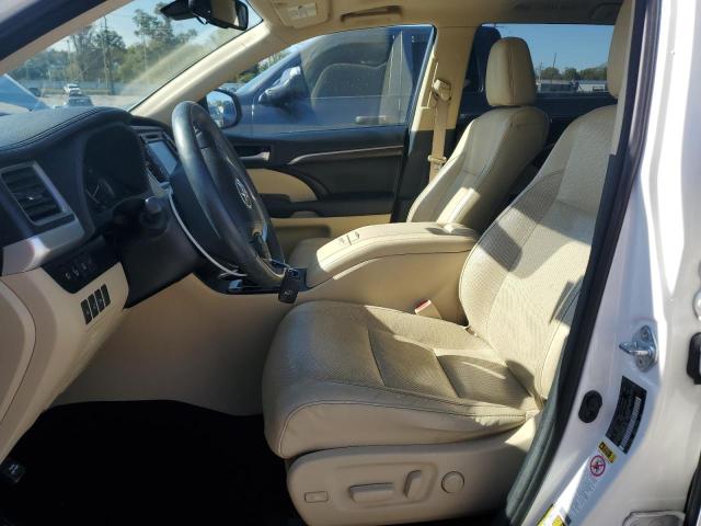 Photo 7 from auction – 2016 TOYOTA HIGHLANDER with VIN 5TDDKRFH9GS318560