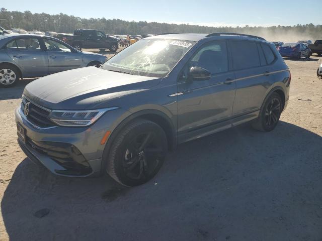 VOLKSWAGEN TIGUAN SE 2024 with VIN 3VVCB7AX0RM213201 - Photo from auction