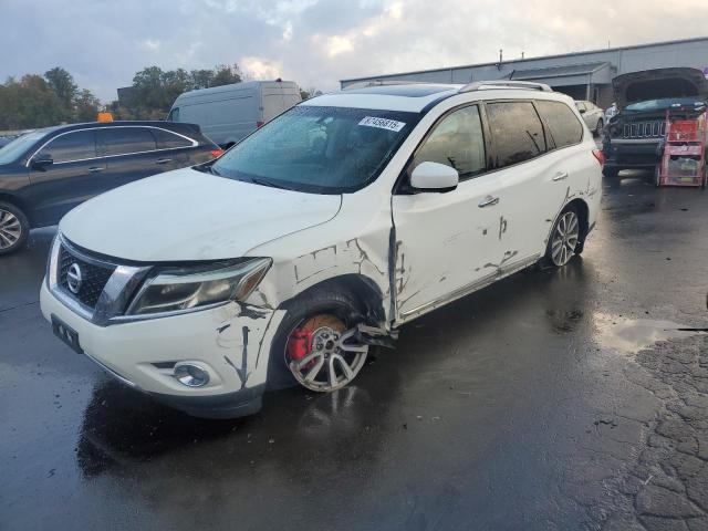 Photo 1 from auction – 2015 NISSAN PATHFINDER with VIN 5N1AR2MM6FC693968