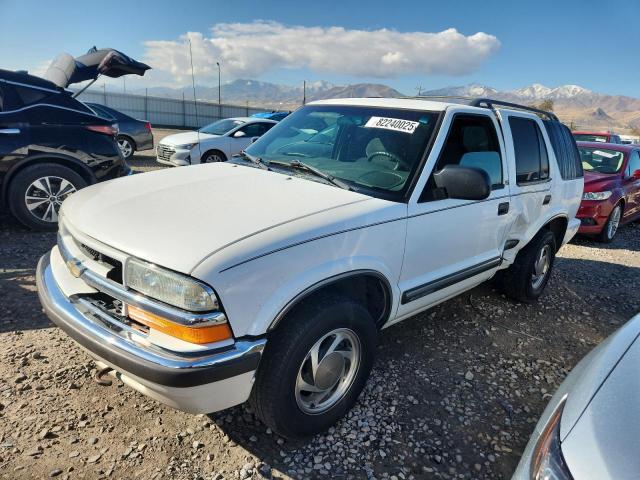 Photo 1 from auction – 2001 CHEVROLET BLAZER with VIN 1GNDT13W81K207697