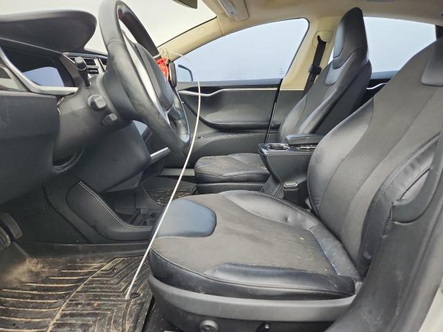 Photo 7 from auction – 2013 TESLA MODEL S with VIN 5YJSA1CN0DFP22661