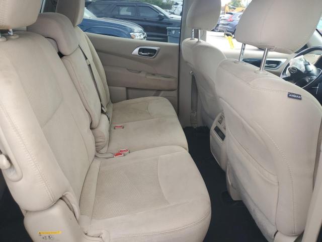 Photo 11 from auction – 2016 NISSAN PATHFINDER with VIN 5N1AR2MM8GC611109