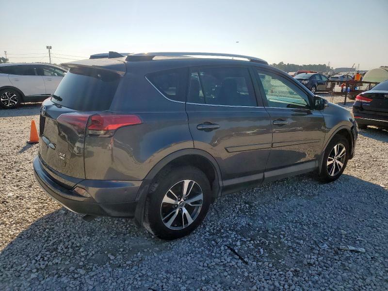 Photo 3 from auction – 2016 TOYOTA RAV4 XLE with VIN 2T3RFREVXGW505242