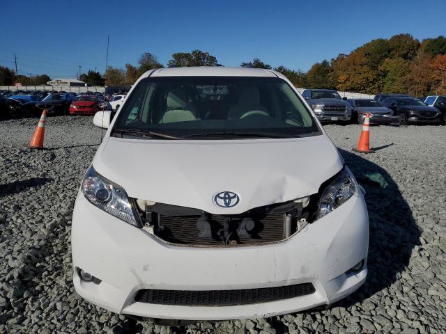 Photo 5 from auction – 2013 TOYOTA SIENNA LE with VIN 5TDKK3DC4DS390077
