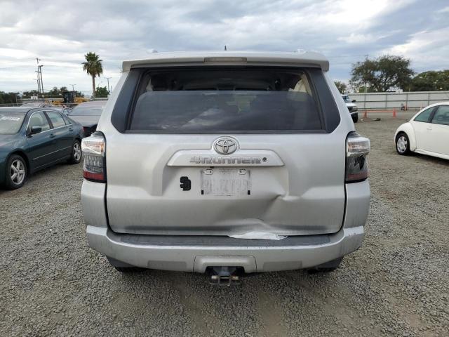 Photo 6 from auction – 2016 TOYOTA 4RUNNER SR with VIN JTEZU5JR4G5121970