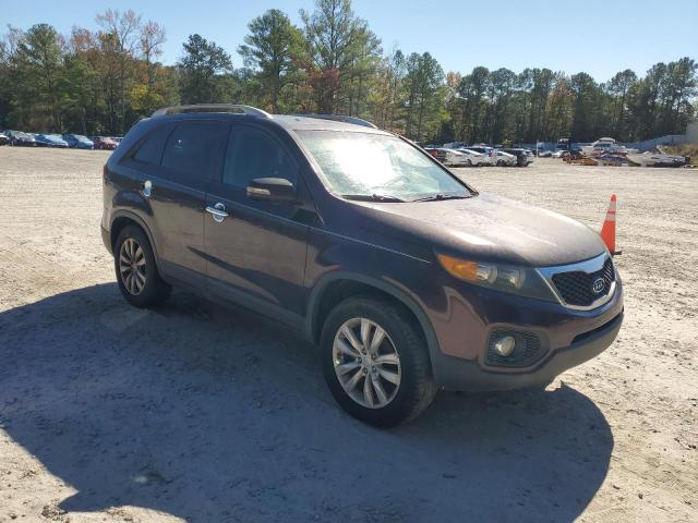 Photo 4 from auction – 2011 KIA SORENTO EX with VIN 5XYKU4A28BG052509
