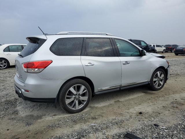 Photo 3 from auction – 2013 NISSAN PATHFINDER with VIN 5N1AR2MM7DC611159