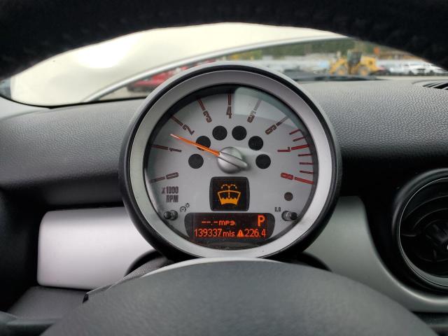 Photo 9 from auction – 2010 MINI COOPER CLU with VIN WMWML3C5XATX36703