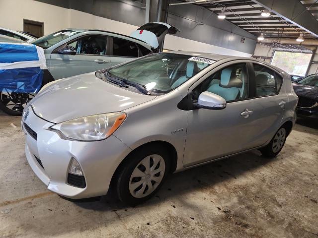 Photo 1 from auction – 2013 TOYOTA PRIUS C with VIN JTDKDTB35D1532592