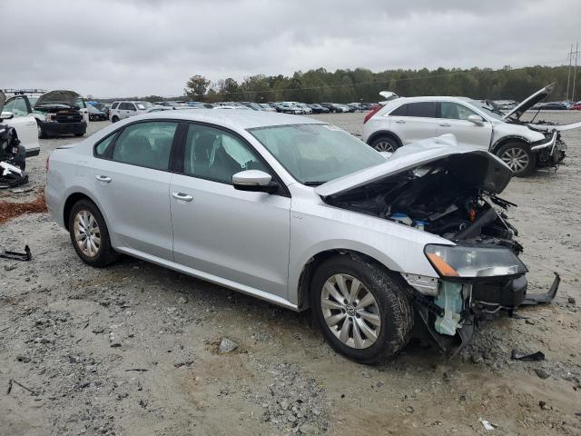 Photo 4 from auction – 2013 VOLKSWAGEN PASSAT with VIN 1VWAH7A37DC141034