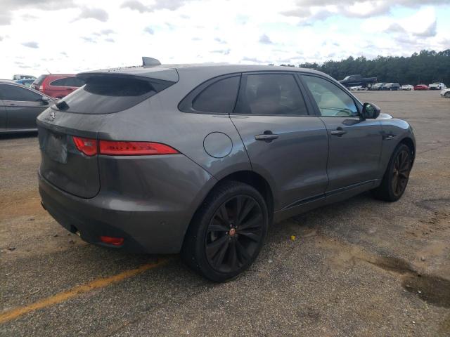 Photo 3 from auction – 2017 JAGUAR F-PACE R - with VIN SADCL2BVXHA098814