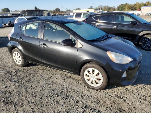 Photo 4 from auction – 2012 TOYOTA PRIUS C with VIN JTDKDTB30C1500986