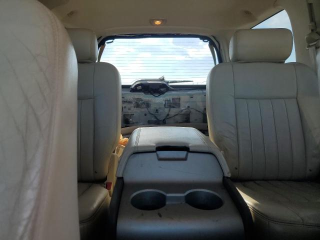 Photo 10 from auction – 2004 LINCOLN NAVIGATOR with VIN 5LMFU28R74LJ04592