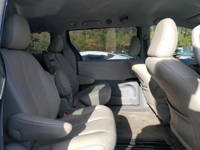 Photo 11 from auction – 2011 TOYOTA SIENNA LE with VIN 5TDKK3DC0BS137982