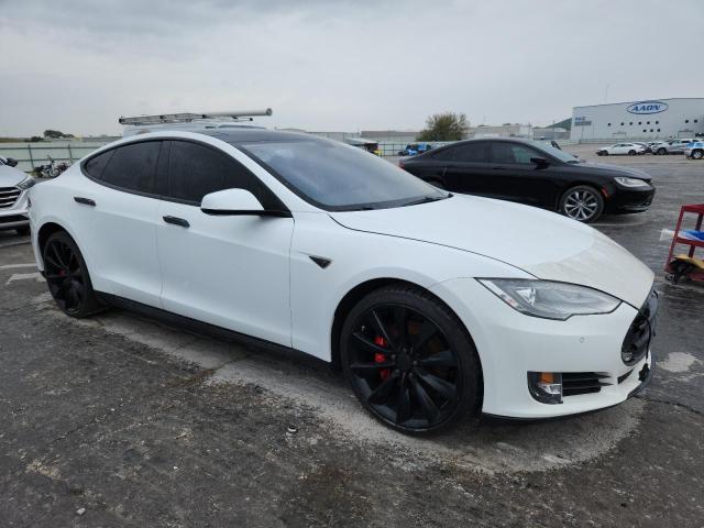 Photo 4 from auction – 2013 TESLA MODEL S with VIN 5YJSA1DNXDFP22567