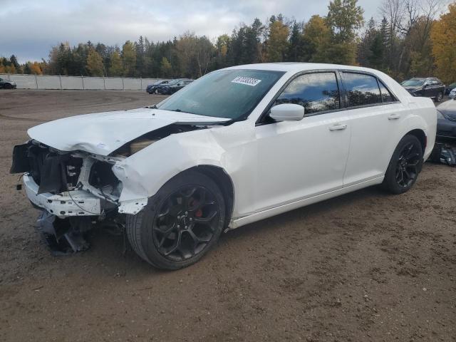 CHRYSLER 300 S 2015 with VIN 2C3CCABG5FH828493 - Photo from auction