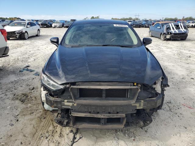 Photo 5 from auction – 2017 FORD FUSION S with VIN 3FA6P0G7XHR236097