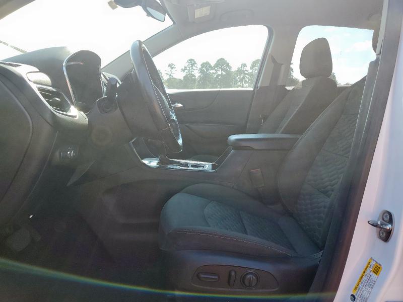 Photo 7 from auction – 2018 CHEVROLET EQUINOX with VIN 2GNAXSEV8J6190100