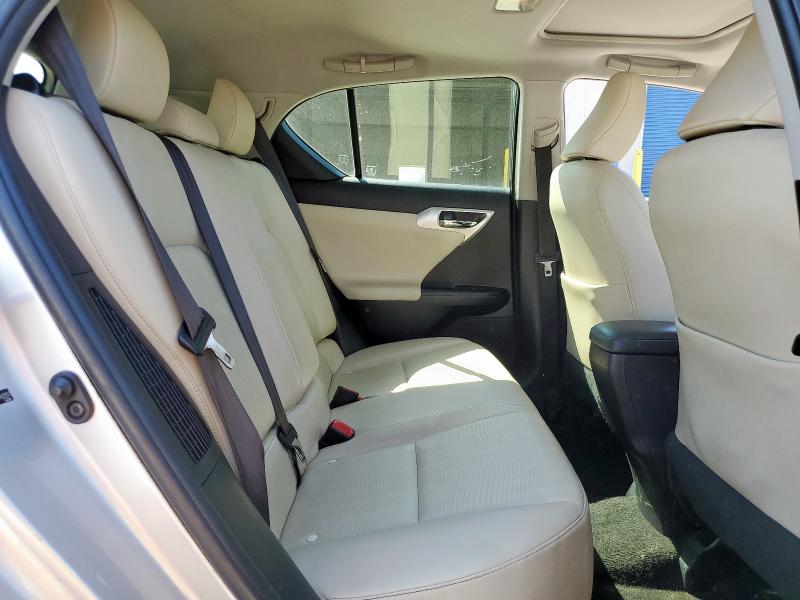 Photo 10 from auction – 2013 LEXUS CT 200 with VIN JTHKD5BH5D2162051