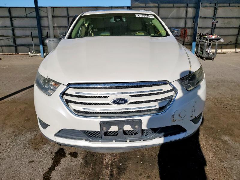 Photo 5 from auction – 2013 FORD TAURUS LIM with VIN 1FAHP2F85DG169263