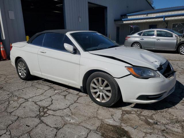 Photo 4 from auction – 2013 CHRYSLER 200 TOURIN with VIN 1C3BCBEB3DN560100