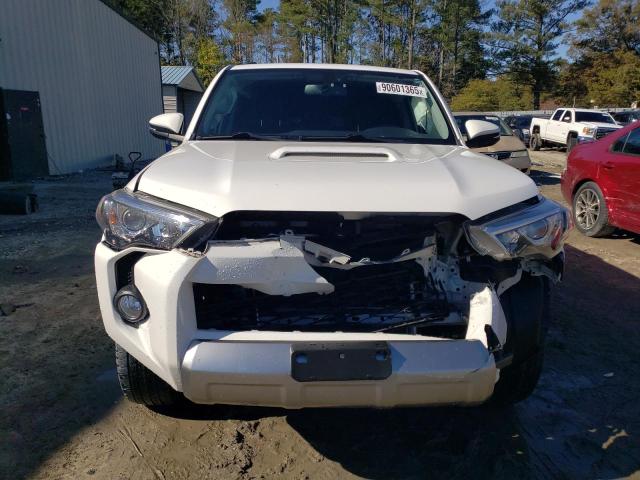 Photo 5 from auction – 2017 TOYOTA 4RUNNER SR with VIN JTEBU5JR6H5482376