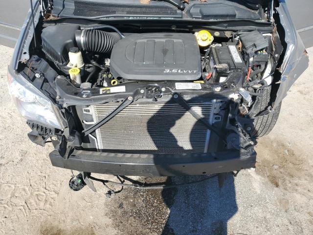 Photo 12 from auction – 2014 CHRYSLER TOWN & COU with VIN 2C4RC1BG2ER193005