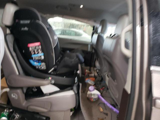 Photo 11 from auction – 2017 CHRYSLER PACIFICA T with VIN 2C4RC1BG6HR747196