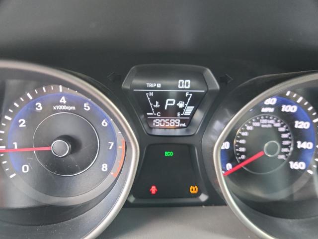 Photo 9 from auction – 2016 HYUNDAI ELANTRA with VIN 5NPDH4AE5GH686867