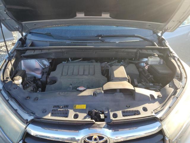 Photo 12 from auction – 2016 TOYOTA HIGHLANDER with VIN 5TDZKRFH6GS130066