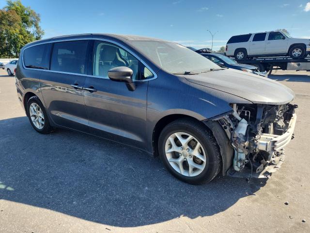 Photo 4 from auction – 2018 CHRYSLER PACIFICA TOURING PLUS with VIN 2C4RC1FG5JR157913