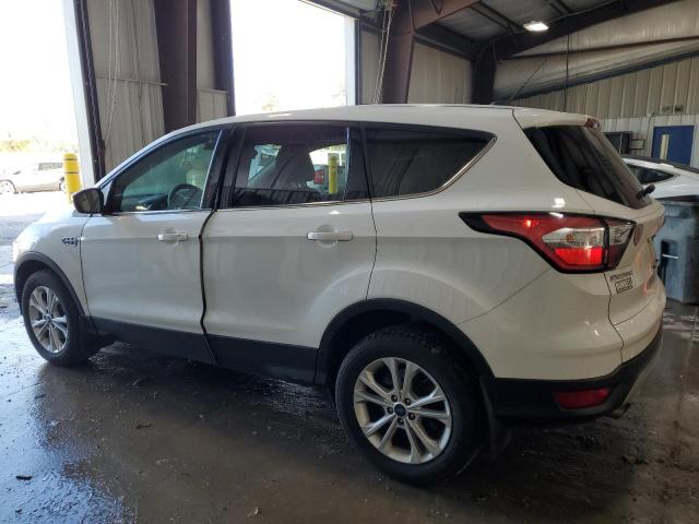 Photo 2 from auction – 2017 FORD ESCAPE SE with VIN 1FMCU9GD7HUC62404