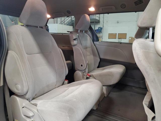 Photo 11 from auction – 2015 TOYOTA SIENNA LE with VIN 5TDKK3DC4FS583543