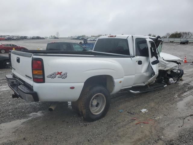 Photo 3 from auction – 2004 CHEVROLET SILVERADO with VIN 1GCJK33284F214542