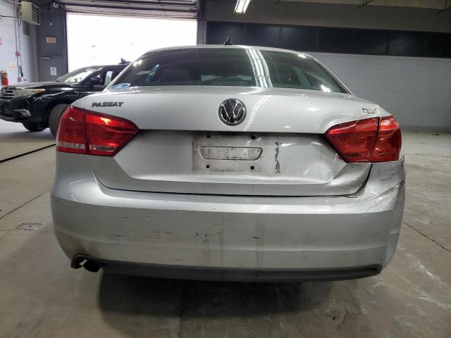Photo 6 from auction – 2014 VOLKSWAGEN PASSAT S with VIN 1VWAS7A37EC055676