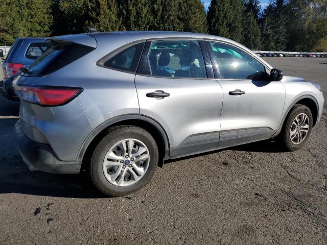 Photo 3 from auction – 2022 FORD ESCAPE S with VIN 1FMCU9F65NUB61635