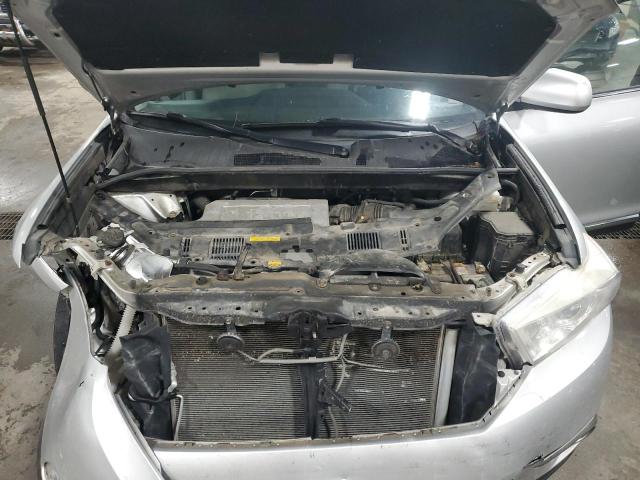 Photo 12 from auction – 2013 TOYOTA HIGHLANDER with VIN 5TDBK3EH8DS229418