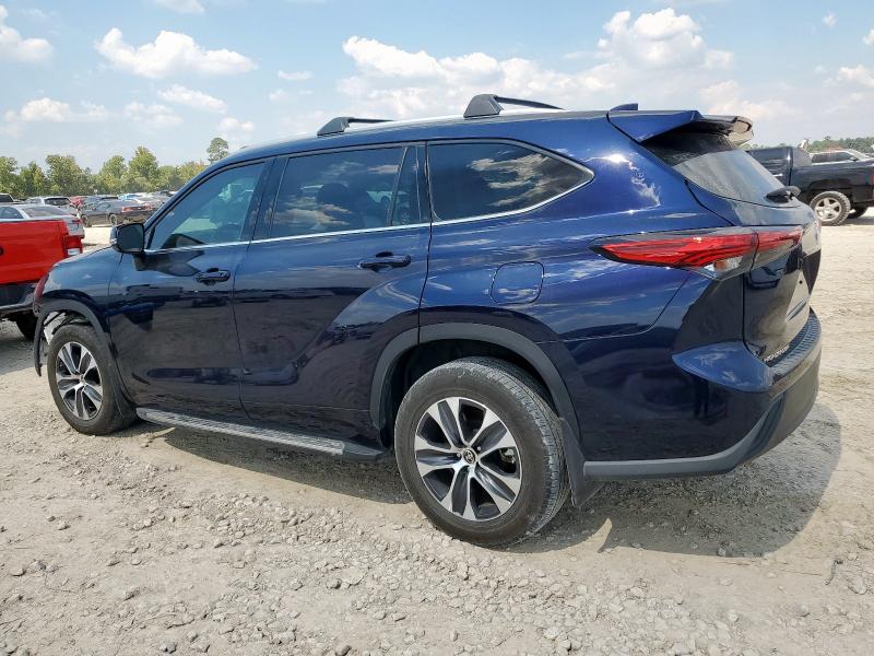 Photo 2 from auction – 2022 TOYOTA HIGHLANDER with VIN 5TDGARAH7NS515117
