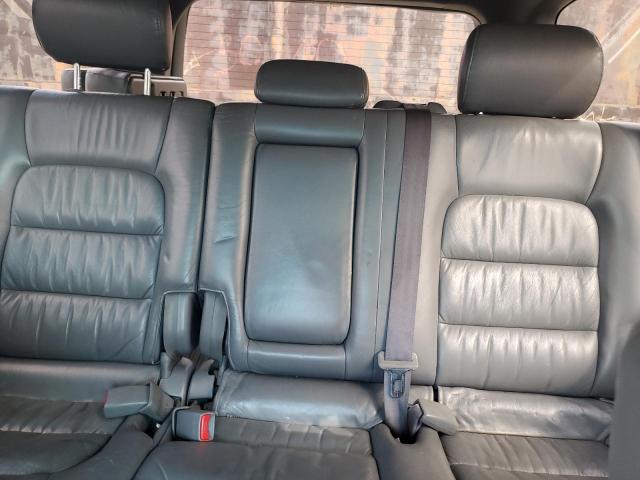 Photo 10 from auction – 2002 LEXUS LX 470 with VIN JTJHT00W323518536