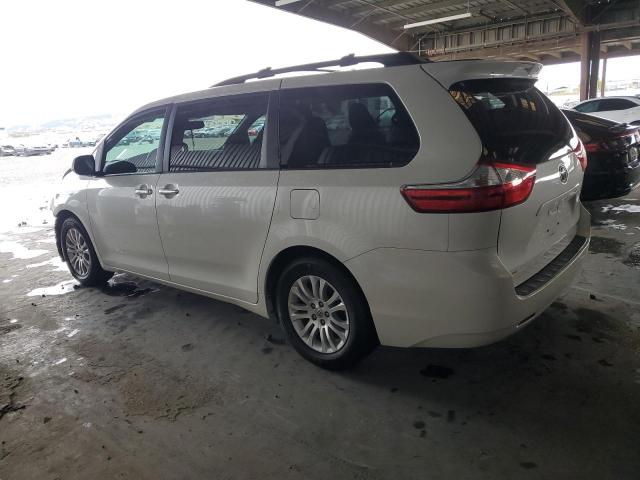 Photo 2 from auction – 2017 TOYOTA SIENNA XLE with VIN 5TDYZ3DC4HS875640