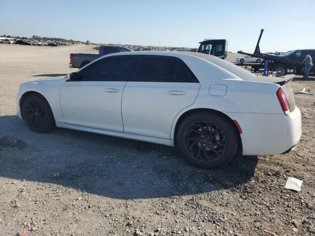 Photo 2 from auction – 2015 CHRYSLER 300 S with VIN 2C3CCABT3FH736070